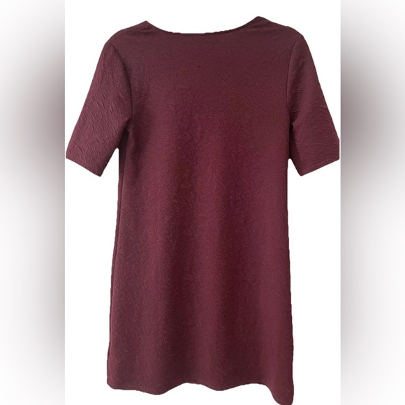 NWOT Burgundy Urban Outfitters Dress Short sleeved textured Size M jewel toned - Picture 5 of 6